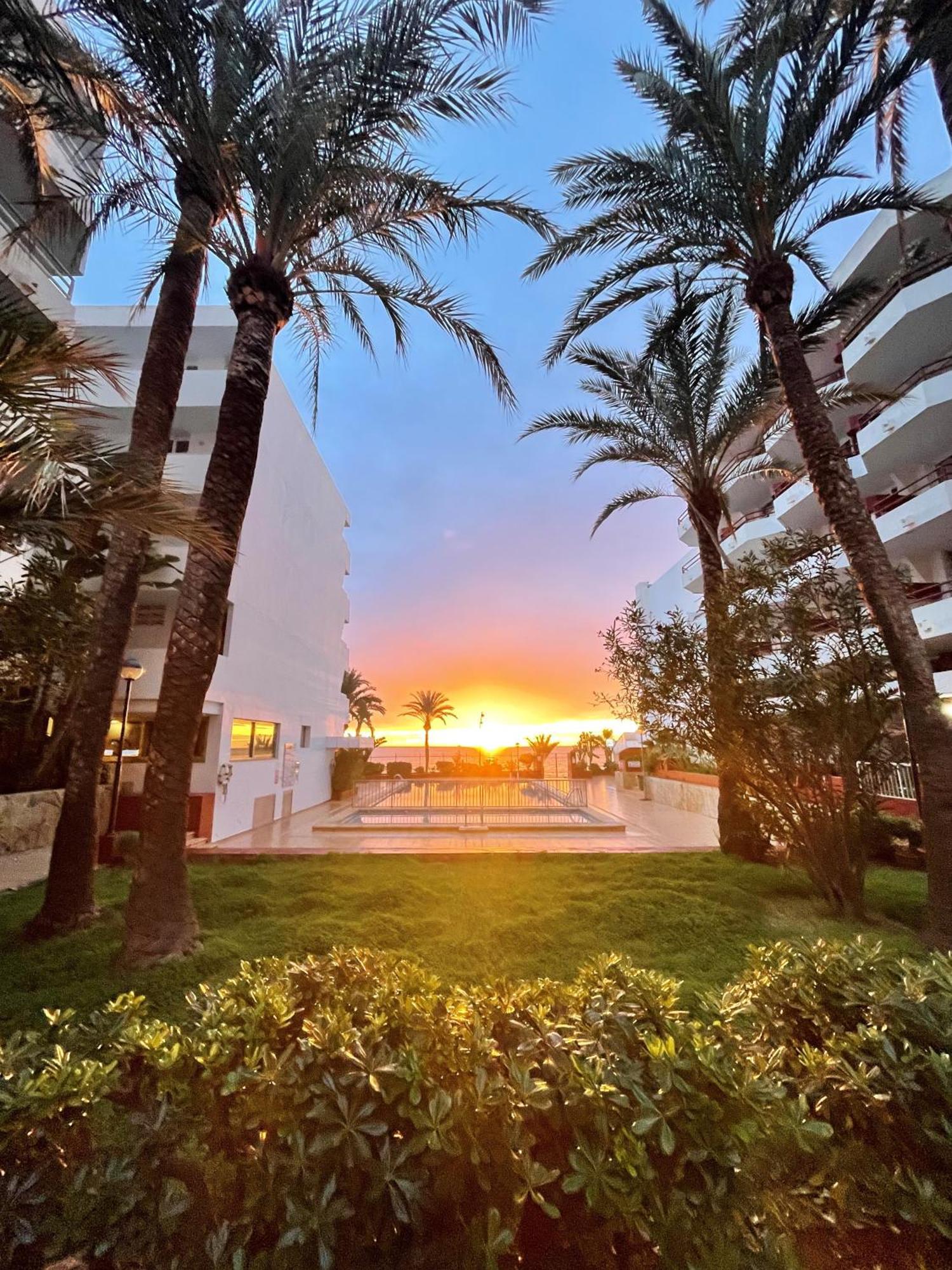 Apartamentos Llobet Ibiza 外观 照片